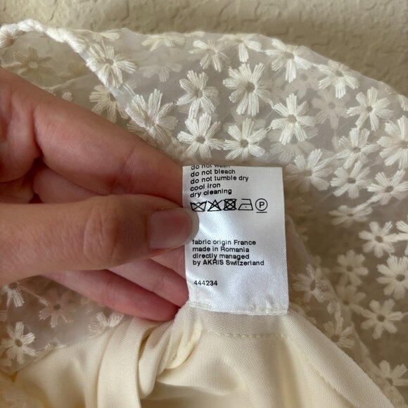 AKRIS Embroidered Floral Sheer Overlay Cream Midi Skirt - Picture 11 of 14